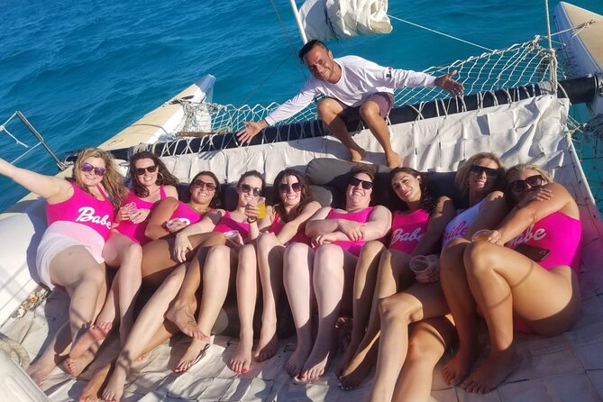 Isla Mujeres Premium Tour - Dining and Refreshments