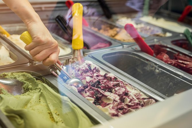 Island of Orleans Taste and Drink Tour - Accessibility Considerations