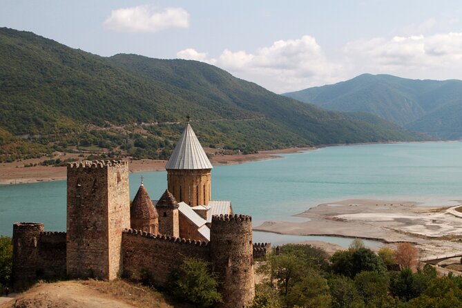 Jvari Monastery, Ananuri, Gudauri, Kazbegi Group & Private Tour - Customer Reviews