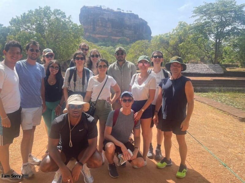 Kandy: Overnight Tour to Sigiriya & Transfer to Trincomalee - Polonnaruwa Ancient City