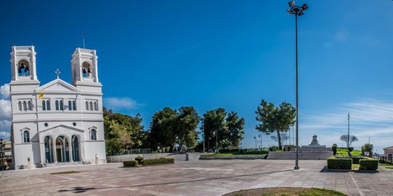 Katakolo: Pyrgos and Katakolo Hop-on Hop-off Bus Tour - Amenities and Restrictions