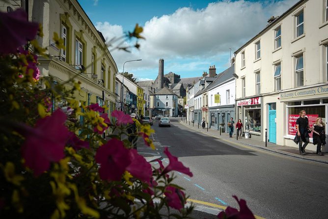 Kilkenny Medieval · One-Day Tour With a Guide in Spanish - The Sum Up