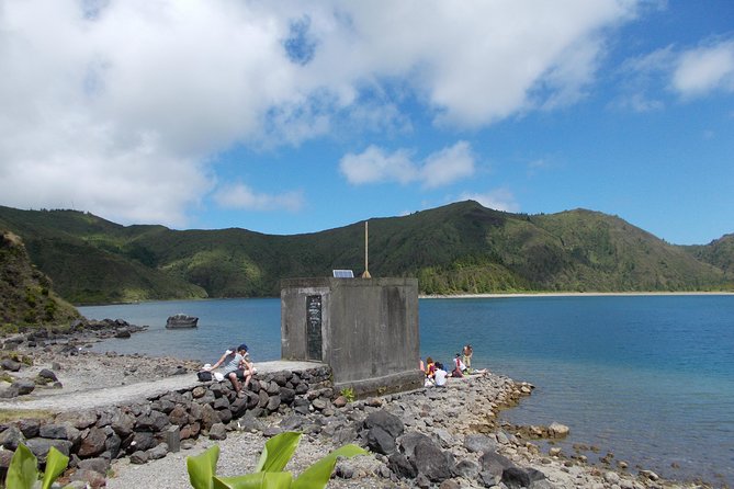 Lagoa Do Fogo Walking Tour With Lunch From Ponta Delgada - Captivating Traveler Photos and Experiences