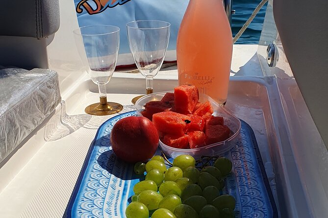 Leuca Marine Caves Tour Review - Enjoying the Aperitif and Refreshments