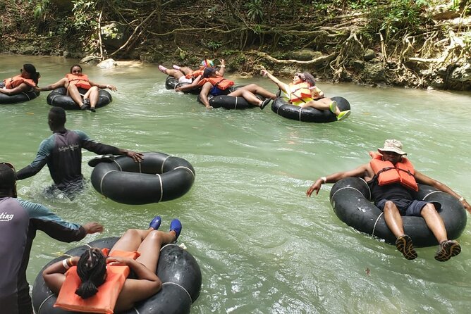 Limestone Massage & Tubing On the White River & Shopping in Ochi - Limestone Massage Experience