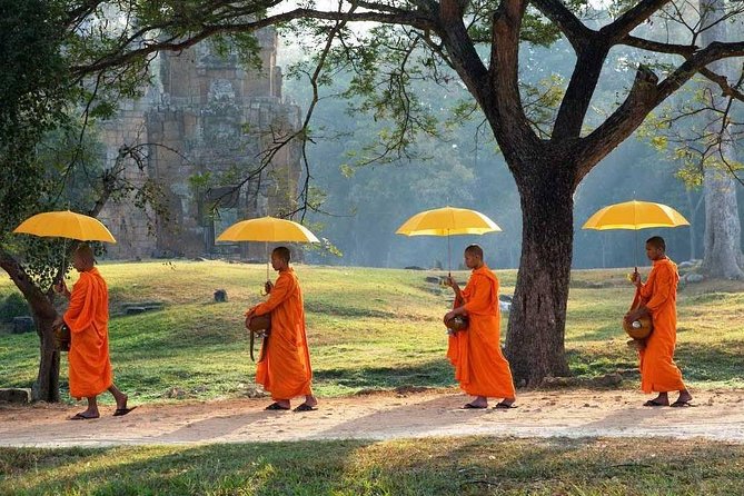 Local French Speaking Guide Angkor Wat Full Day - Inclusions and Exclusions