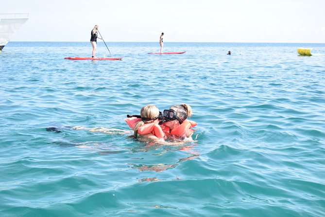 Los Cabos Reef Snorkeling Cruise With Lunch and Open Bar - Alcohol Consumption and Age