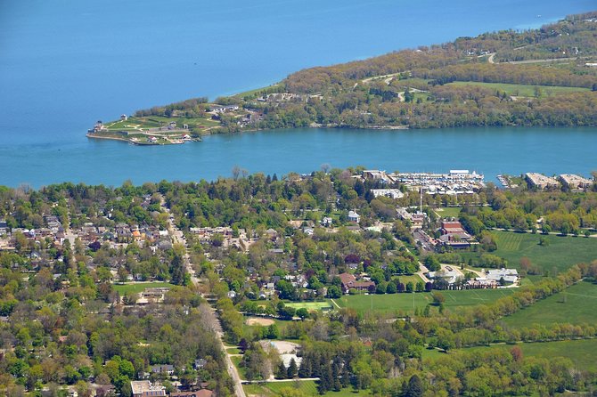 Luxury Niagara Falls Day Trip From Toronto With Cruise and Lunch - Dining Options and Upgrades