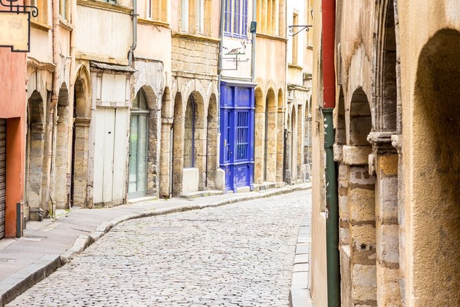 Lyons Traboules Private Tour - Tour Availability and Accessibility