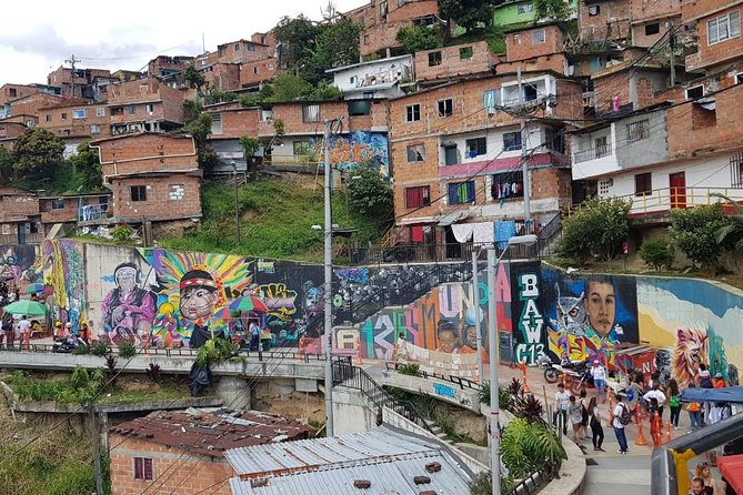 Medellín & Comuna 13 Private Tour - Accessibility and Fitness
