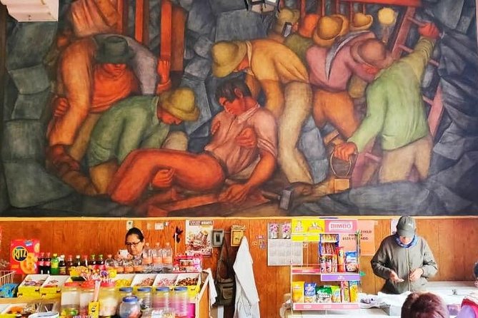 Mexican Muralism - Location and Meeting Point