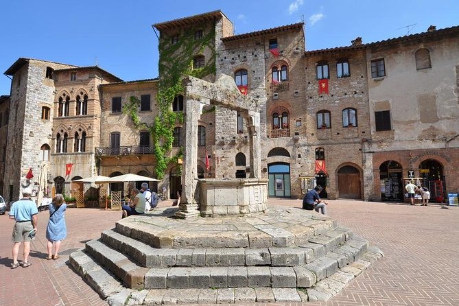 Montecatini Private Day Trip To Chianti & San Gimignano - Highlights of San Gimignano