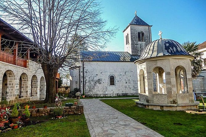 Montenegro Monastery Tour: Ostrog - Zdrebaonik - Dajbabe - Comfortable Transportation Provided