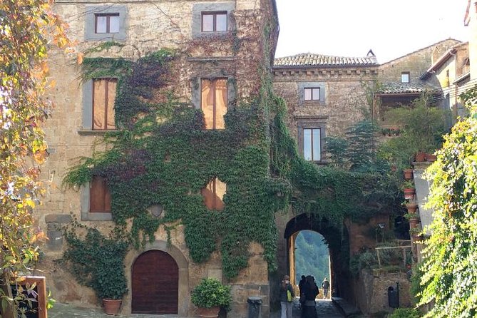 Orvieto and Civita Di Bagnoregio With Driver Private Shore Excursion - Highlights of Orvieto