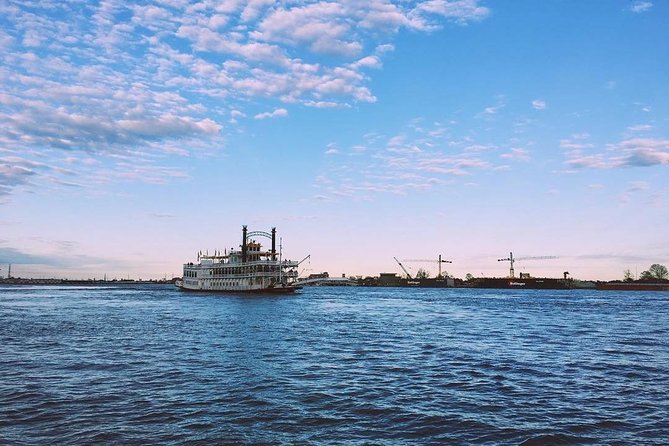 Paddlewheeler Creole Queen Jazz Dinner Cruise in New Orleans - Evaluating the Cruises Accessibility and Amenities