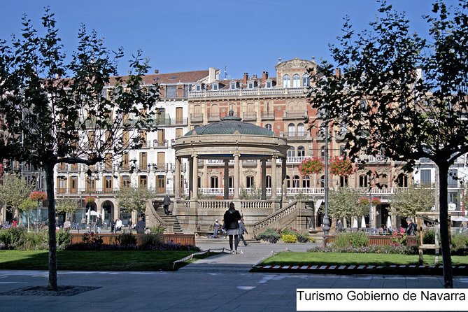 Pamplona and Olite Royal Palace Guided Small Group Tour, Lunch Included - Visiting Pamplona