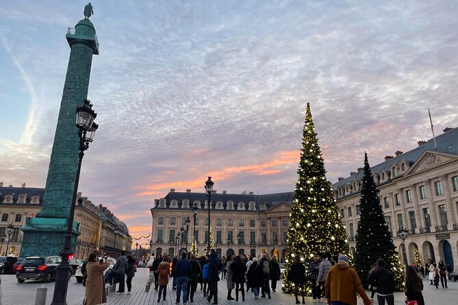 Paris Christmas Lights Small Group Walking Tour With Local Guide - Traveler Testimonials