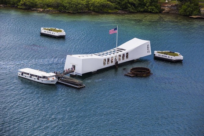 Pearl Harbor USS Arizona & Bowfin Submarine - Recommended Duration