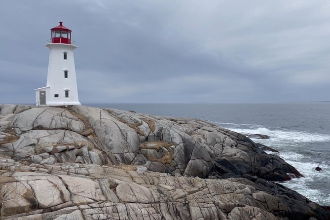 Peggys Cove and Lunenburg Tour (Small Group) - Discovering Lunenburg