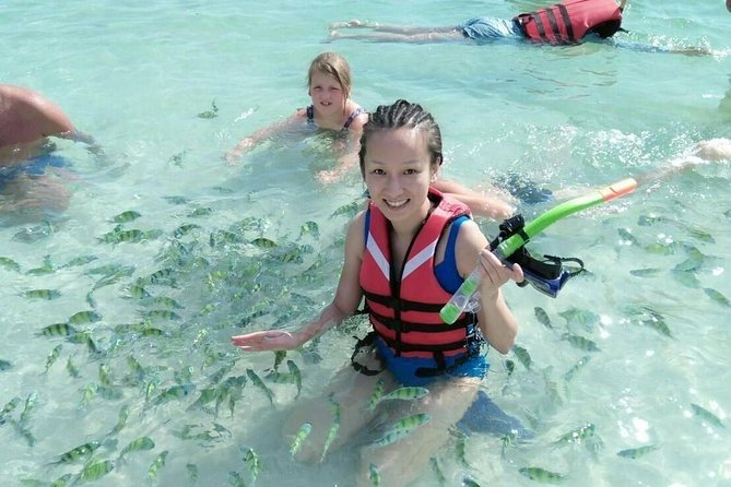 Phi Phi Happy Day Boat Tours - Tour Capacity and Accessibility