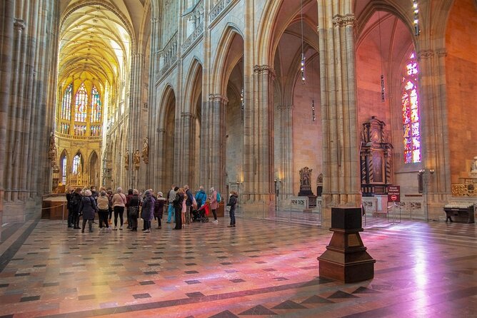 Prague Castle Ticket Including Audio Guide & 15MIN Introduction - Meeting Point Information