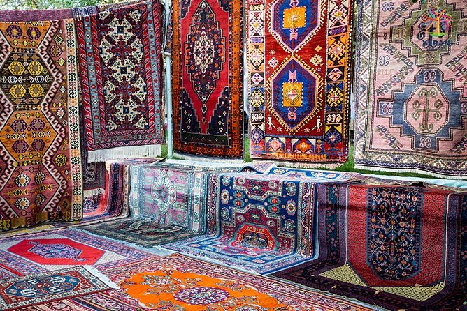 Privat City Tour: Yerevan History Museum, "Megeryan Carpet", Tsitsernakaberd - Megeryan Carpet