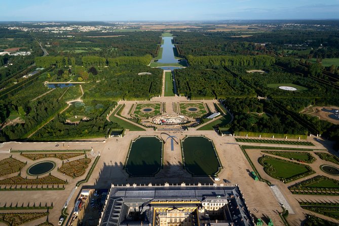 Private 3-Hour Tour in Versailles With Official Tour Guide - Discovering the Gardens