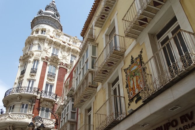 Private 4-Hour Walking Tour of Cartagena With Official Tour Guide - Booking and Availability