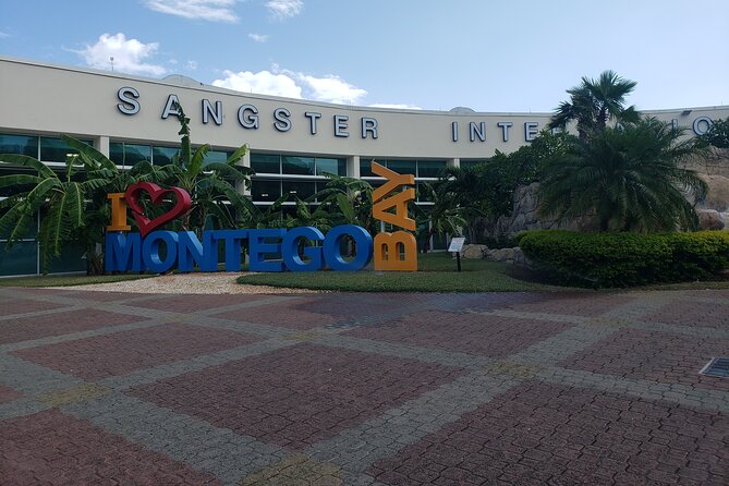 Private Airport Transfer to Royalton, Ocean Coral Spring & Excellence Oyster Bay - Accessibility and Accommodation