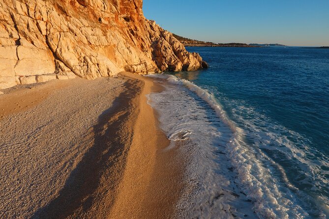Private Boat Tour to Kaputas Beach and Blue Cave - Amenities and Experiences