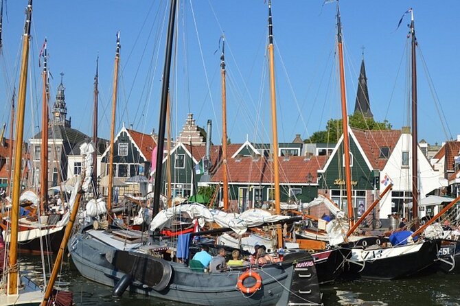 Private Bus or Car Tour Volendam (Fishing Village) 4hrs 1-15 Pers - Cultural Experience and Cuisine
