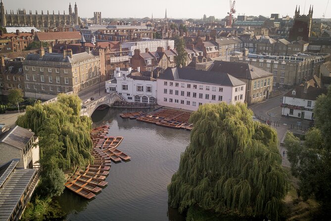 Private | Cambridge University Punting Tour - Cambridge University Highlights