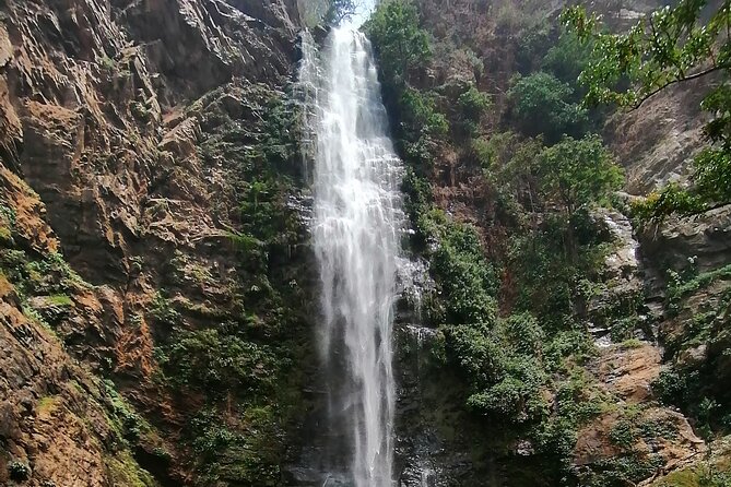 Private Car Service - Local Attractions and Itineraries