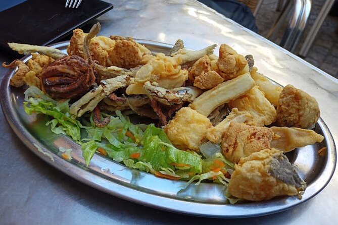 Private Food Tour in a Local Seville Neighborhood - Savoring the Local Cuisine