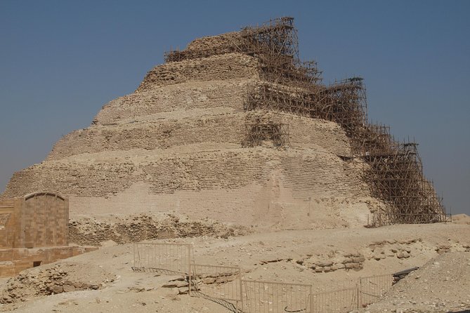 Private Full Day Tour to Giza Pyramids,Sphinx,Memphis & Saqqara - Frequently Asked Questions