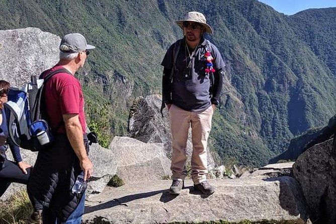 Private Guide in Machu Picchu From Aguas Calientes - Exploring Machu Picchu