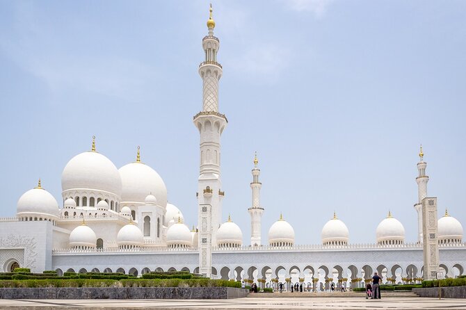 Private Half-Day Tour To Sheikh Zayed Grand Mosque & Louvre Museum in Abu Dhabi - Customer Experiences and Feedback