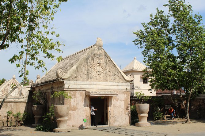 Private Jogja Day Trip From Yogyakarta With Hotel Pickup - Tour Logistics