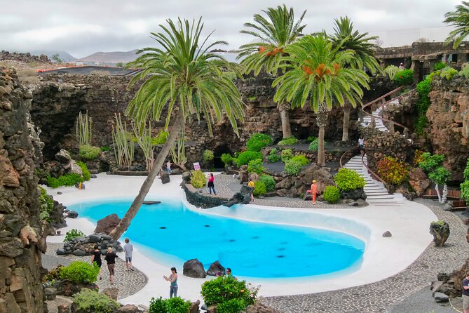 Private Luxury Full Day Timanfaya Tour, Jameos Del Agua and Cueva De Los Verdes - Cancellation Policy