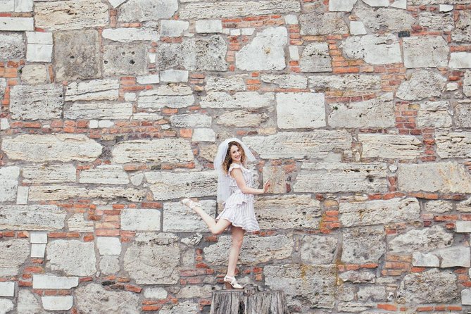 Private Photo Session With a Local Photographer in Budapest - Budapest Scenery and Locations