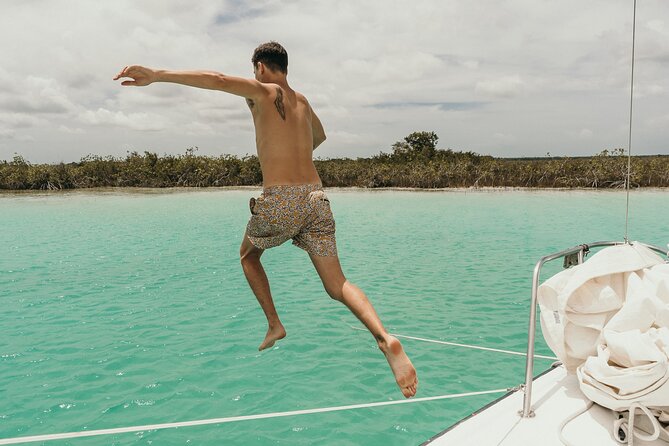 Private Sailing Tour of Bacalar Lagoon - Captains and Crew