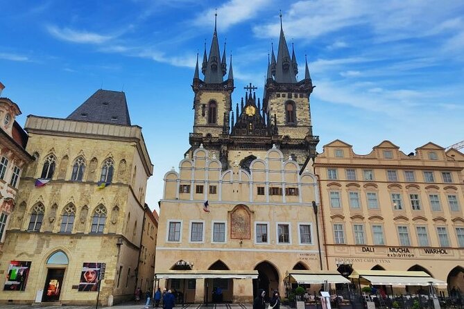 Private Self-Guided Audio Walking Tour in Prague - Exploring Pragues Highlights