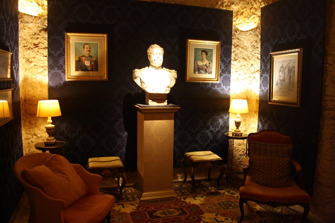 Private Special Tour Around Lisbon and Shopping Full Day - Highlights of the Tour