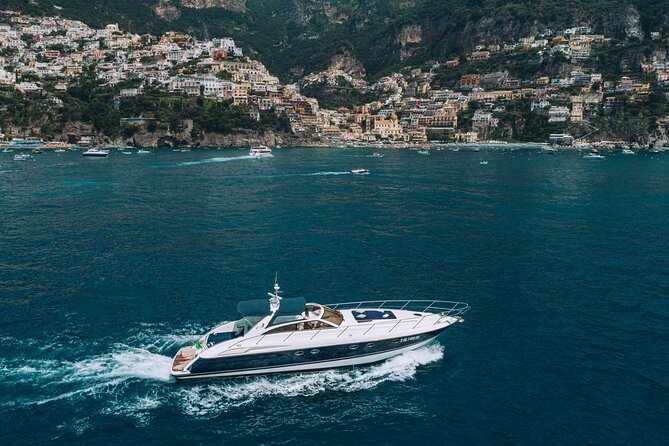Private Sunset Tour of Sorrento on Luxury Yacht - Yacht Amenities