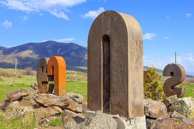Private Tour: Alphabet Monument, Hovhannavank, Saghmosavank Monasteries - Alphabet Monument