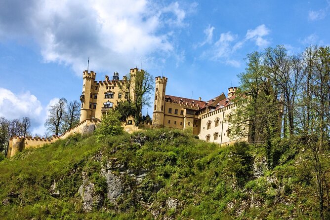 Private Tour at Neuschwanstein And Linderhof Palaces From Munich - Commitment to Improvement
