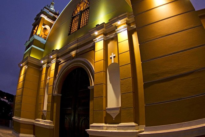 Private Tour: Barranco Sightseeing Tour Including Osma Museum, Dedalo Store and the Bridge of Sighs - Crossing the Bridge of Sighs