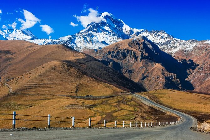 Private Tour From Tbilisi to Kazbegi - Tour Language and Group Size