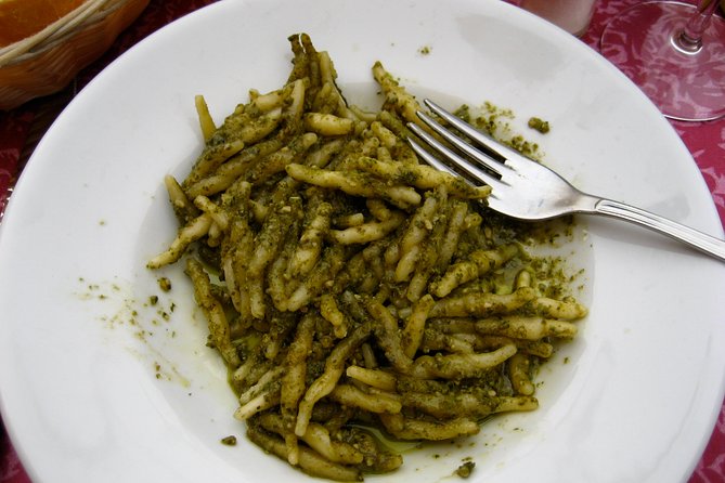 Private Tour in Milan of the Local Food Culture With a Local - Exploring Local Food Culture