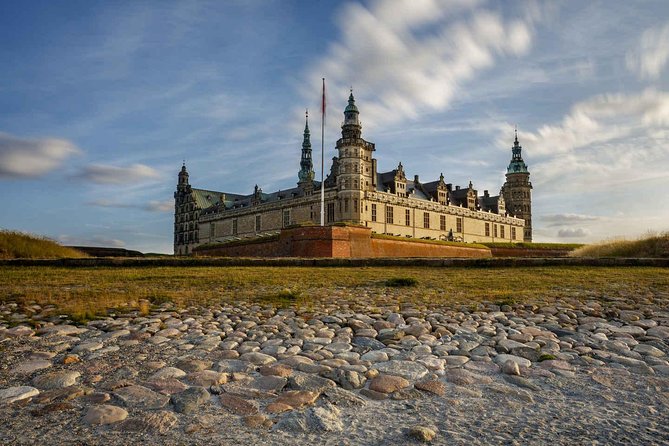 Private Tour to Frederiksborg Castle - Renaissance-style Castle